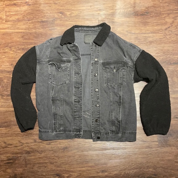 Distressed Black Jean Jacket - Picture 1 of 2